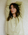 BUTTON CARDI | pear | organic