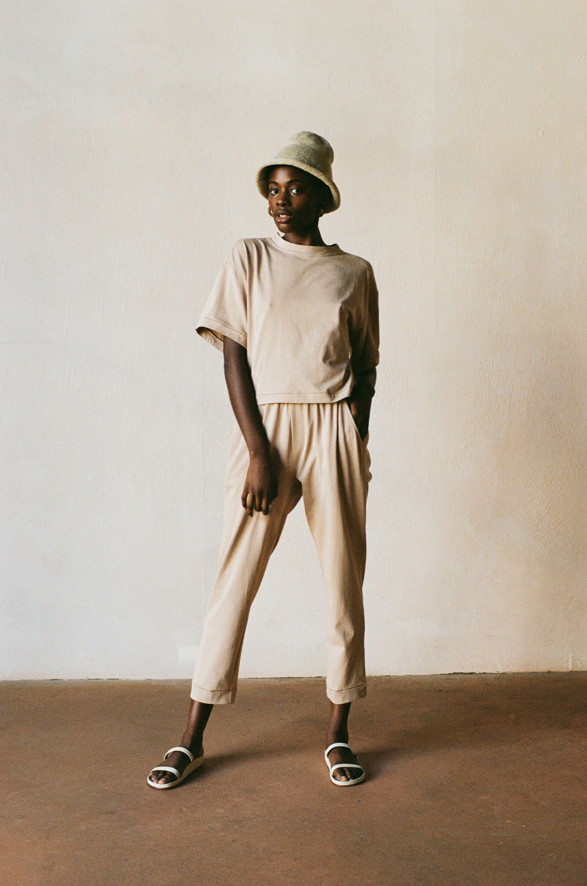 THE TEE | mushroom | organic + earth dyed