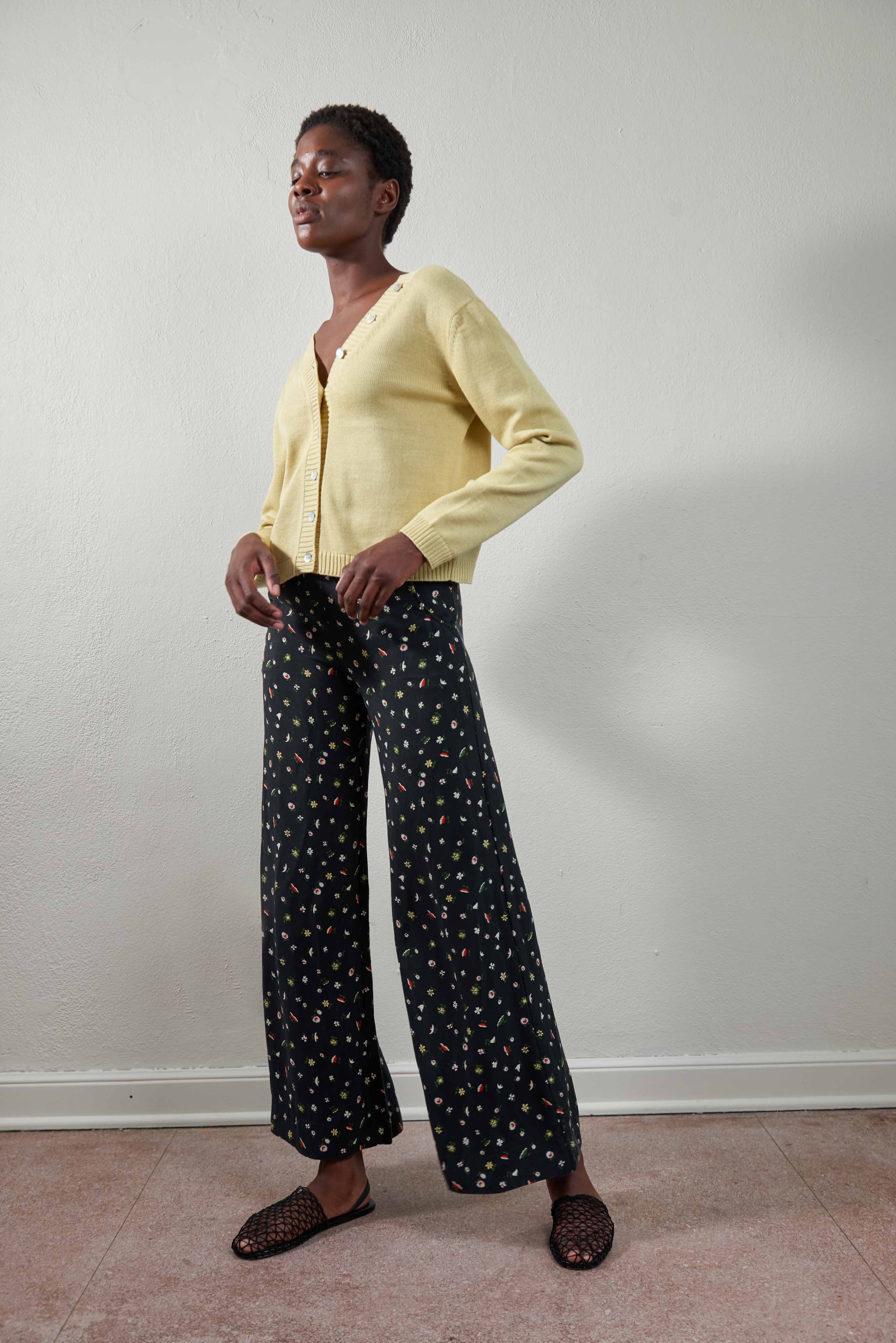 BUTTON CARDI | citron | organic