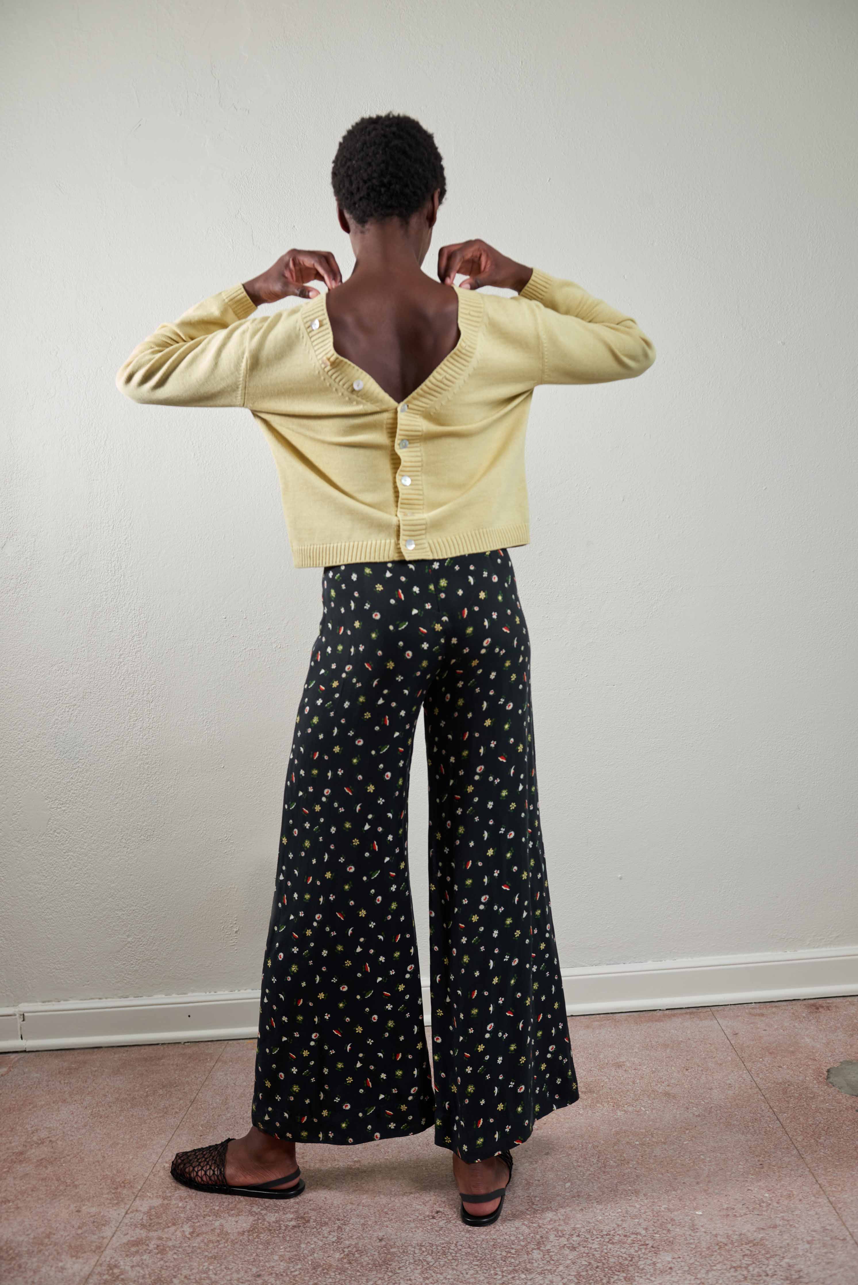 BUTTON CARDI | citron | organic