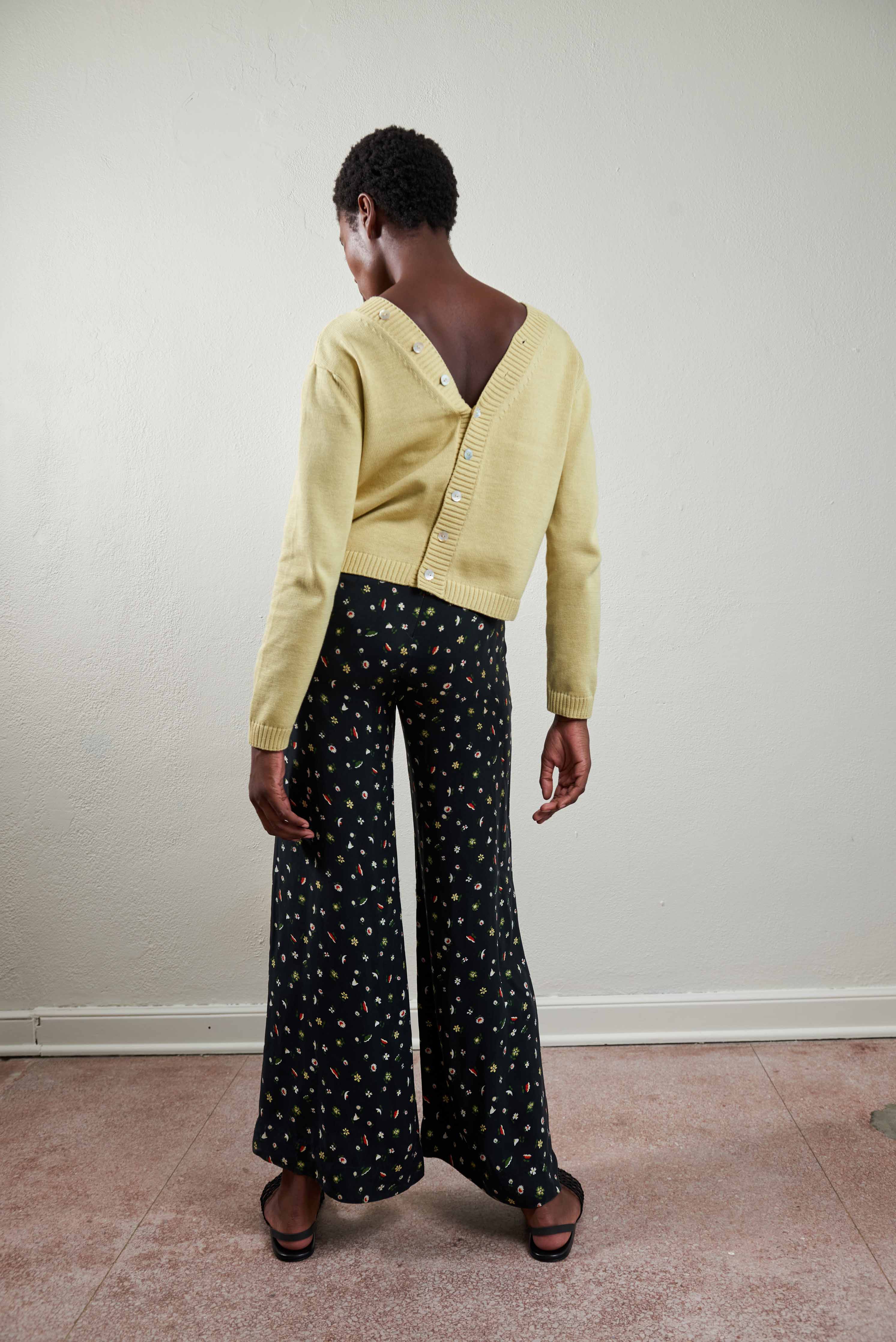 BUTTON CARDI | citron | organic