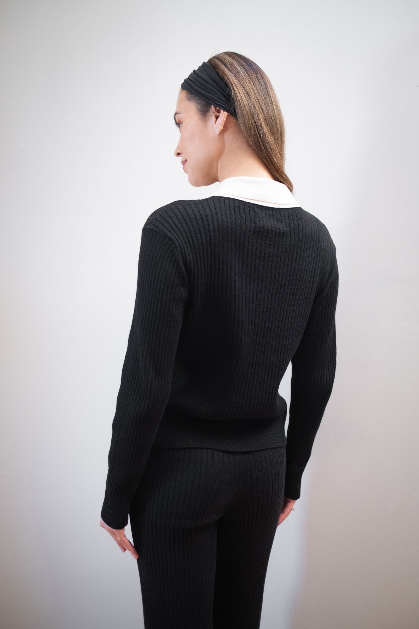 OFELIA KNIT TOP | noir + ecru collar