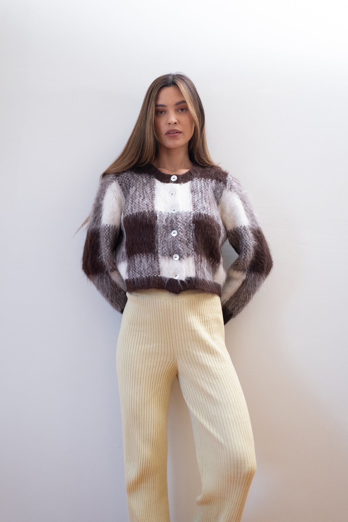 BRUSHED CARDI | plaid