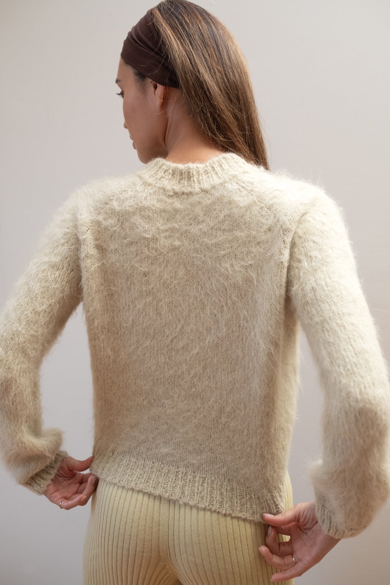 RYAN PULLOVER | pear