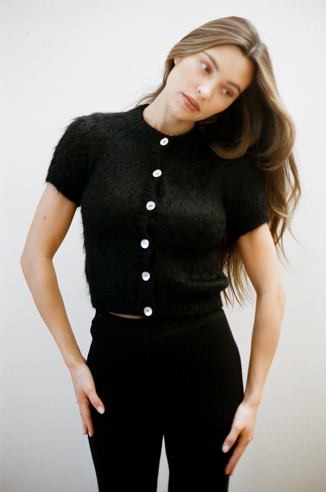 SHORT SLEEVE CARDI | noir