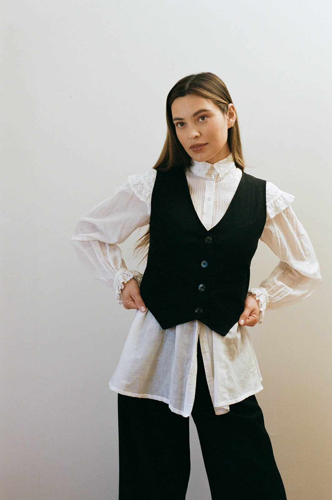 FARRA VEST | noir | organic – Maria Stanley