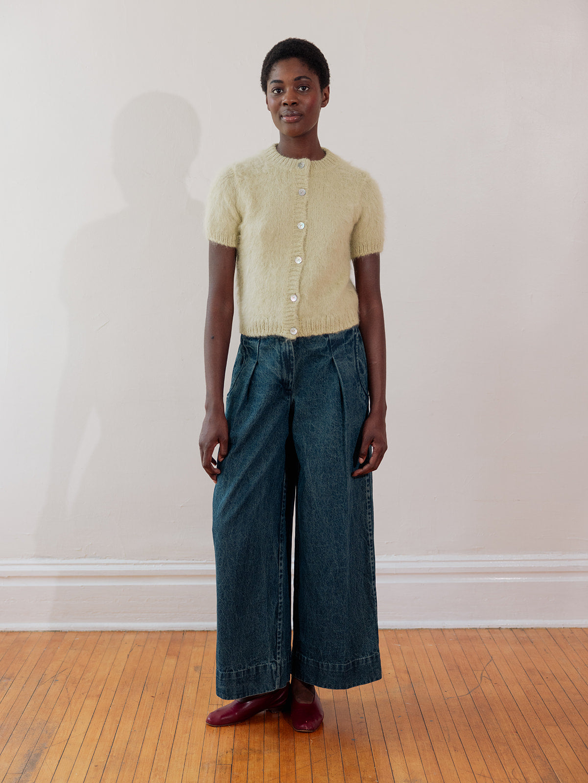 SHORT SLEEVE CARDI | pear