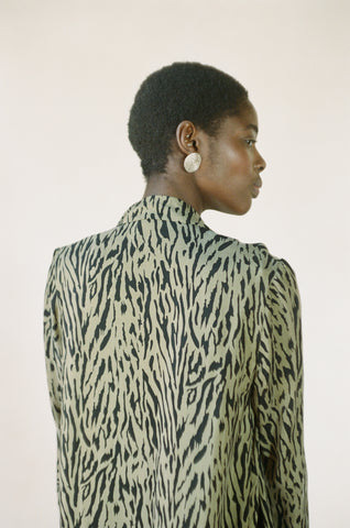 JAMES BLAZER | tigre