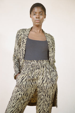 JAMES BLAZER | tigre