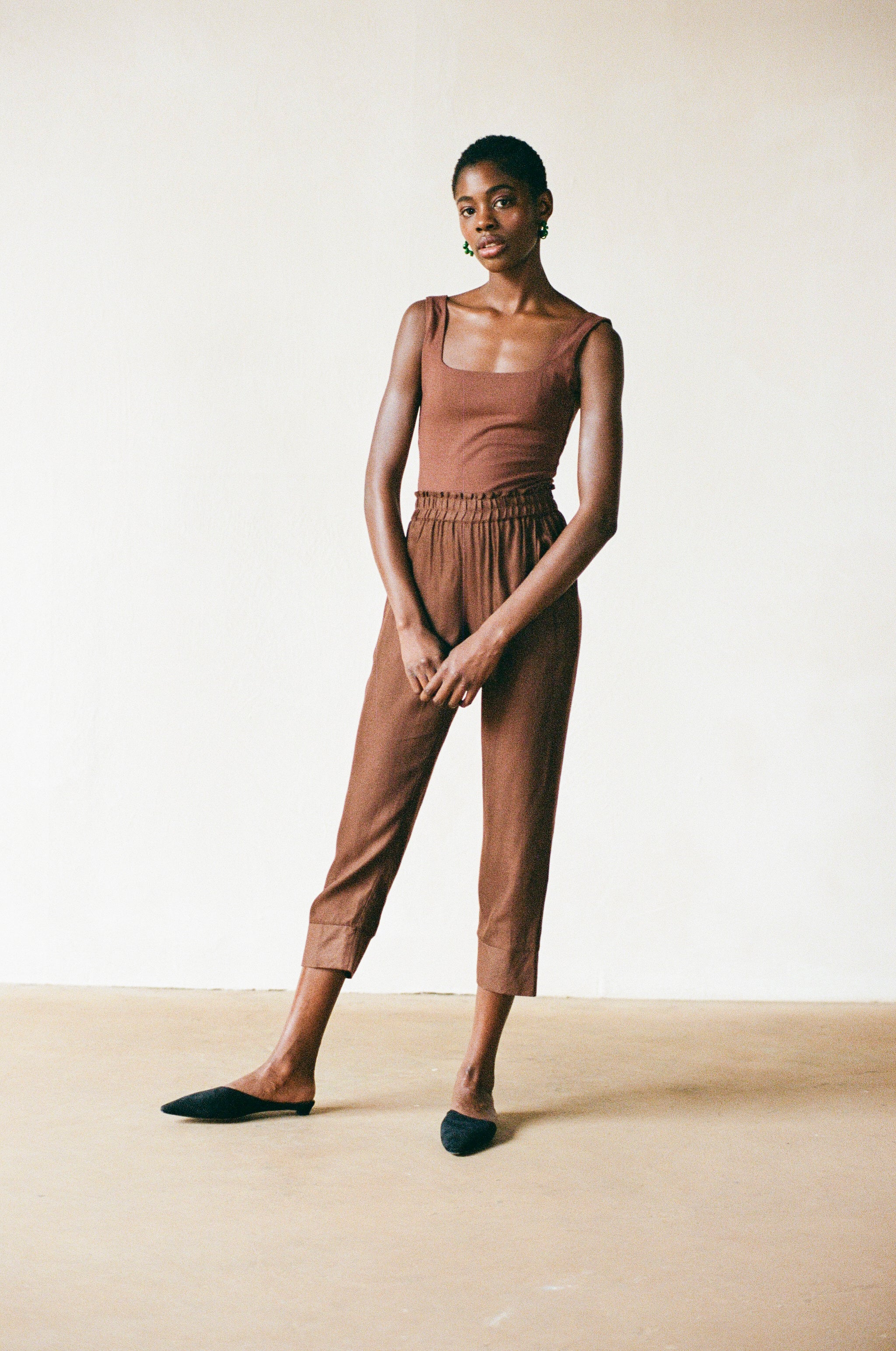 KHELLER TROUSER | clove | WAREHOUSE SALE